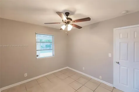 4423 Lake Avenue West Palm Beach FL 33405