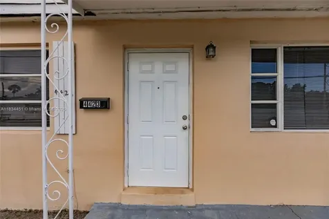 4423 Lake Avenue West Palm Beach FL 33405