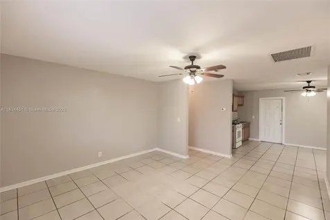 4423 Lake Avenue West Palm Beach FL 33405