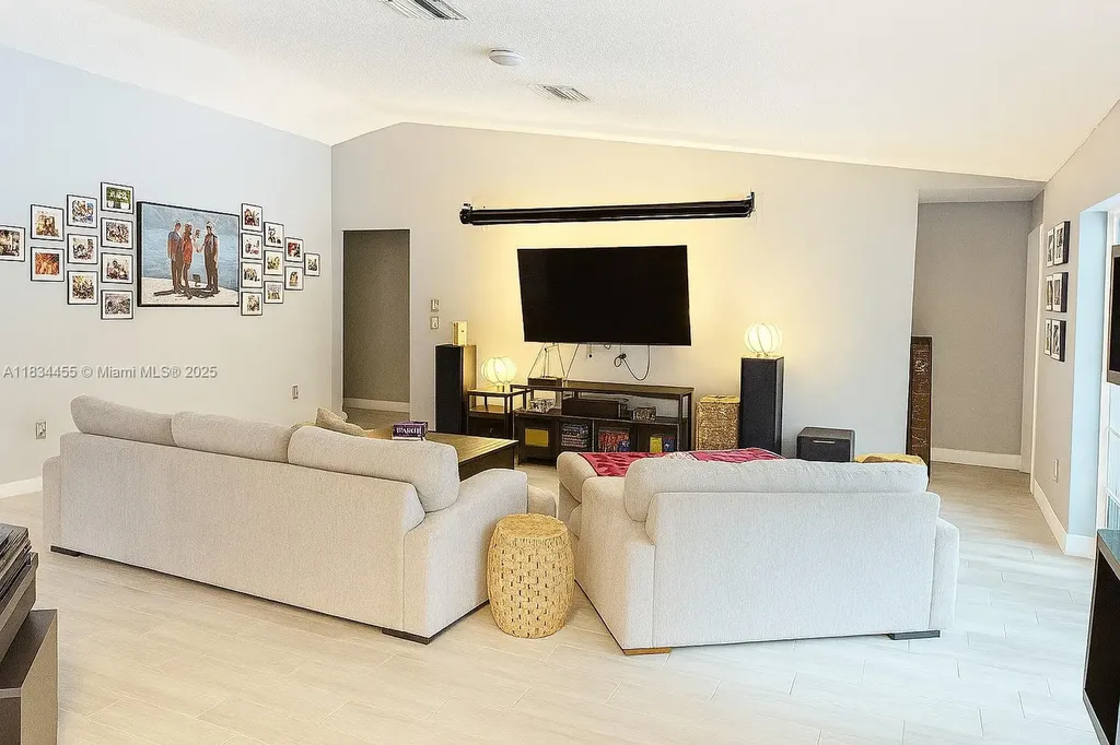 8140 NW 50th Street Coral Springs FL 33067