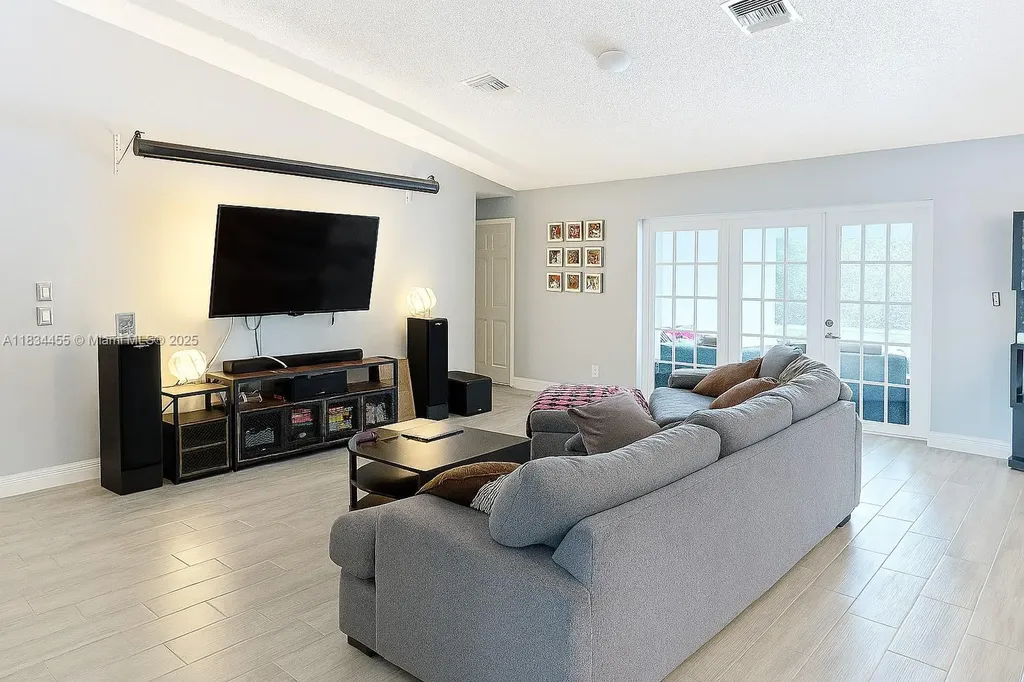 8140 NW 50th Street Coral Springs FL 33067