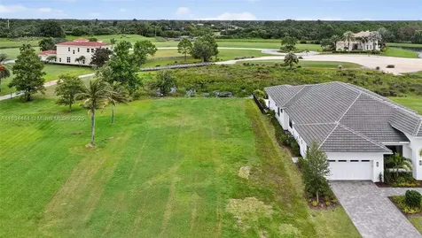 172 SE Rio Angelica Port St. Lucie FL 34984
