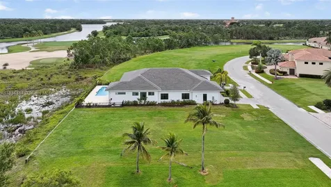 172 SE Rio Angelica Port St. Lucie FL 34984