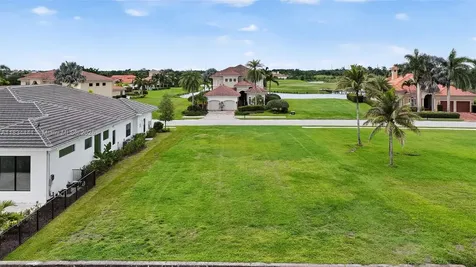 172 SE Rio Angelica Port St. Lucie FL 34984