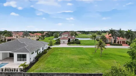 172 SE Rio Angelica Port St. Lucie FL 34984
