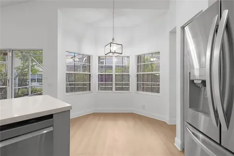 1525 Seabay Road Weston FL 33326