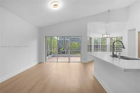 1525 Seabay Road Weston FL 33326