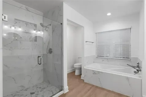 1525 Seabay Road Weston FL 33326