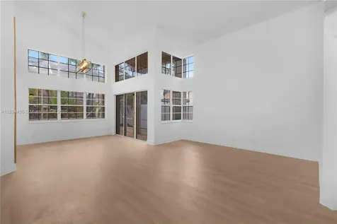 1525 Seabay Road Weston FL 33326