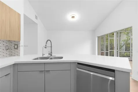 1525 Seabay Road Weston FL 33326