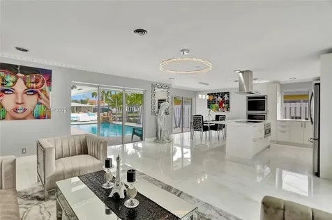 2321 SE 15th Street Pompano Beach FL 33062