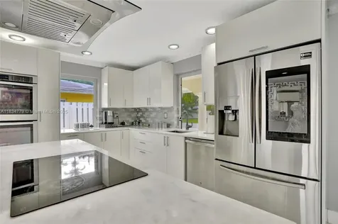 2321 SE 15th Street Pompano Beach FL 33062