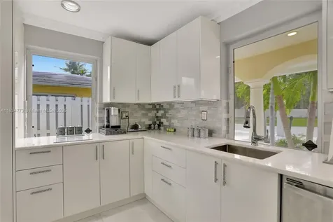 2321 SE 15th Street Pompano Beach FL 33062