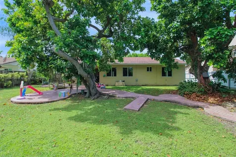 13212 SW 262nd Terrace Homestead FL 33032