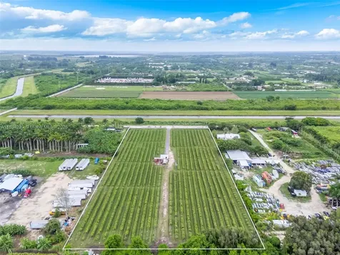 00 SW 205th Avenue Miami FL 33196