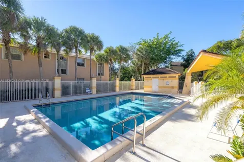 9825 Fairway Cove Lane Plantation FL 33324