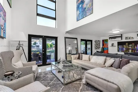 9825 Fairway Cove Lane Plantation FL 33324