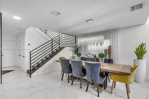 9825 Fairway Cove Lane Plantation FL 33324