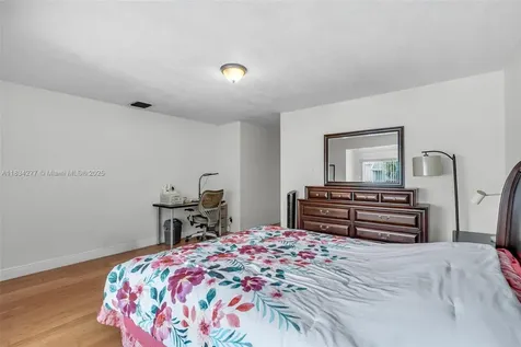 8256 NW 9th Court Plantation FL 33324