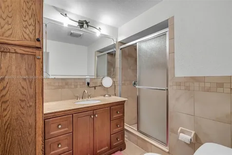 8256 NW 9th Court Plantation FL 33324