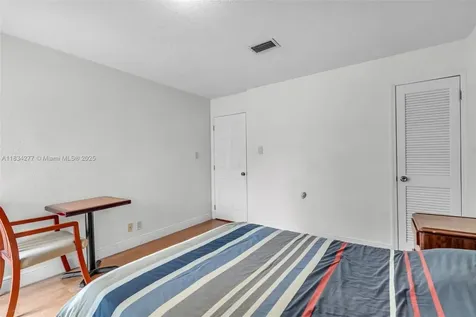 8256 NW 9th Court Plantation FL 33324