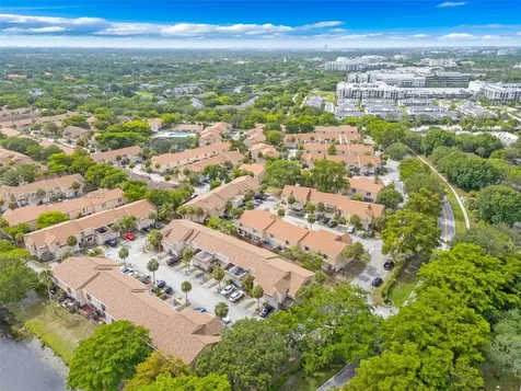 8256 NW 9th Court Plantation FL 33324
