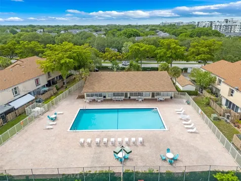 8256 NW 9th Court Plantation FL 33324