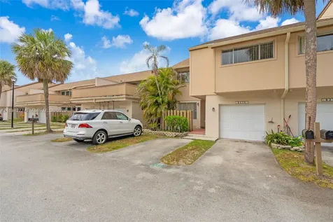 8256 NW 9th Court Plantation FL 33324