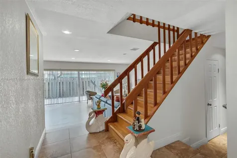 8256 NW 9th Court Plantation FL 33324