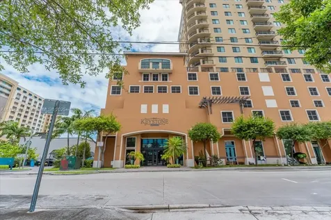 4242 NW 2 Street Miami FL 33126