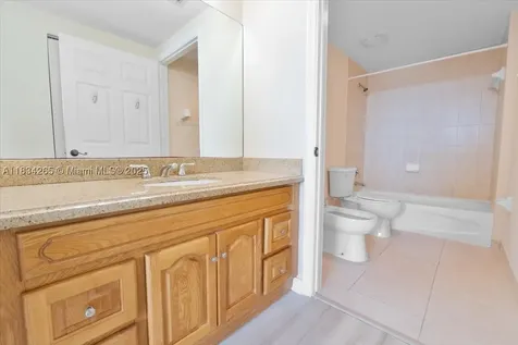 4242 NW 2 Street Miami FL 33126