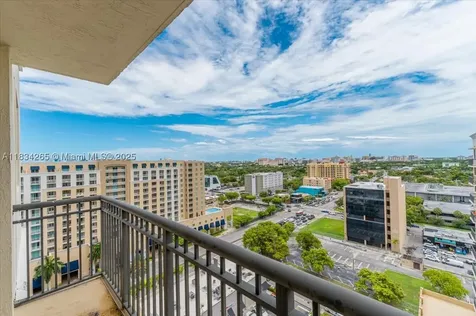 4242 NW 2 Street Miami FL 33126