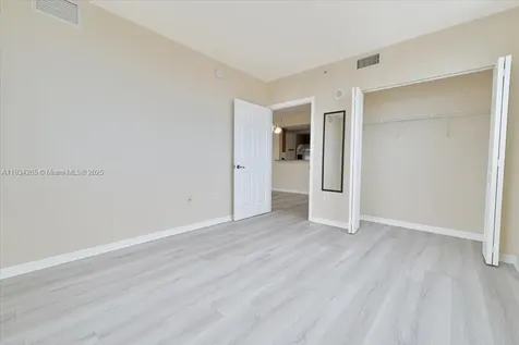 4242 NW 2 Street Miami FL 33126