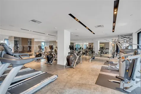 9 Island Avenue Miami Beach FL 33139