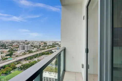 239 SW 9th Street Miami FL 33130