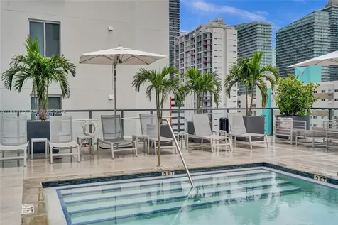 239 SW 9th Street Miami FL 33130