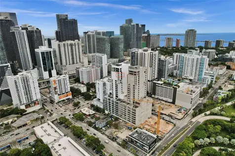 239 SW 9th Street Miami FL 33130