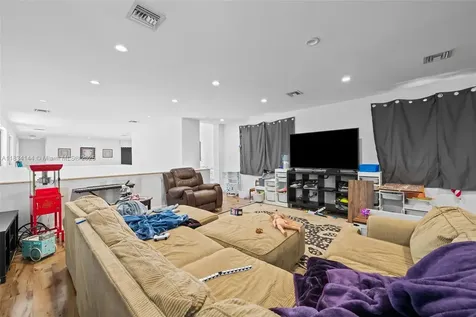 5900 NE 21st Lane Fort Lauderdale FL 33308