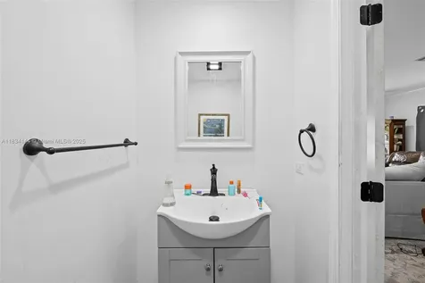 5900 NE 21st Lane Fort Lauderdale FL 33308