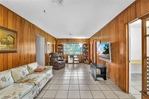 4701 Van Buren Street Hollywood FL 33021