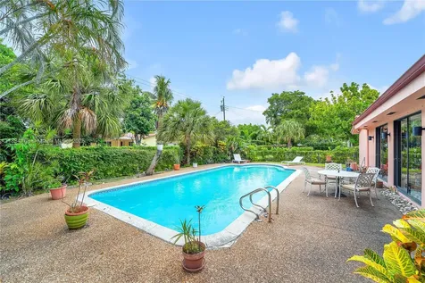 4701 Van Buren Street Hollywood FL 33021