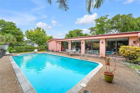 4701 Van Buren Street Hollywood FL 33021
