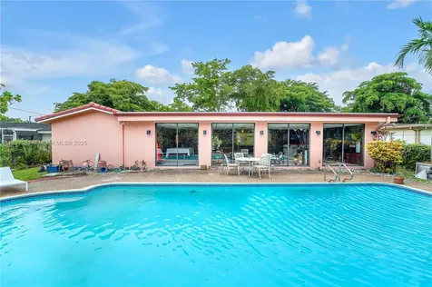 4701 Van Buren Street Hollywood FL 33021