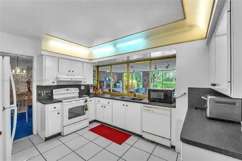 4701 Van Buren Street Hollywood FL 33021