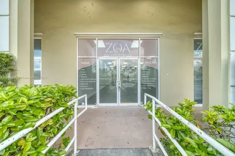 15801 S Dixie Highway Palmetto Bay FL 33157