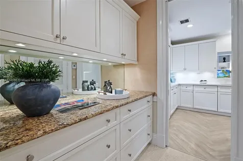 568 Loretto Avenue Coral Gables FL 33146