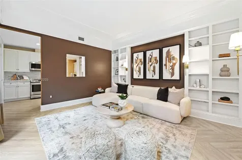 568 Loretto Avenue Coral Gables FL 33146