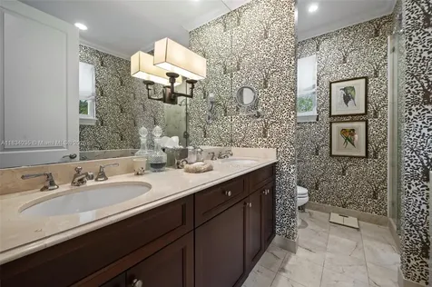 568 Loretto Avenue Coral Gables FL 33146
