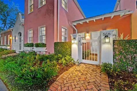 568 Loretto Avenue Coral Gables FL 33146
