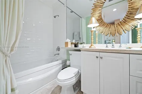 568 Loretto Avenue Coral Gables FL 33146